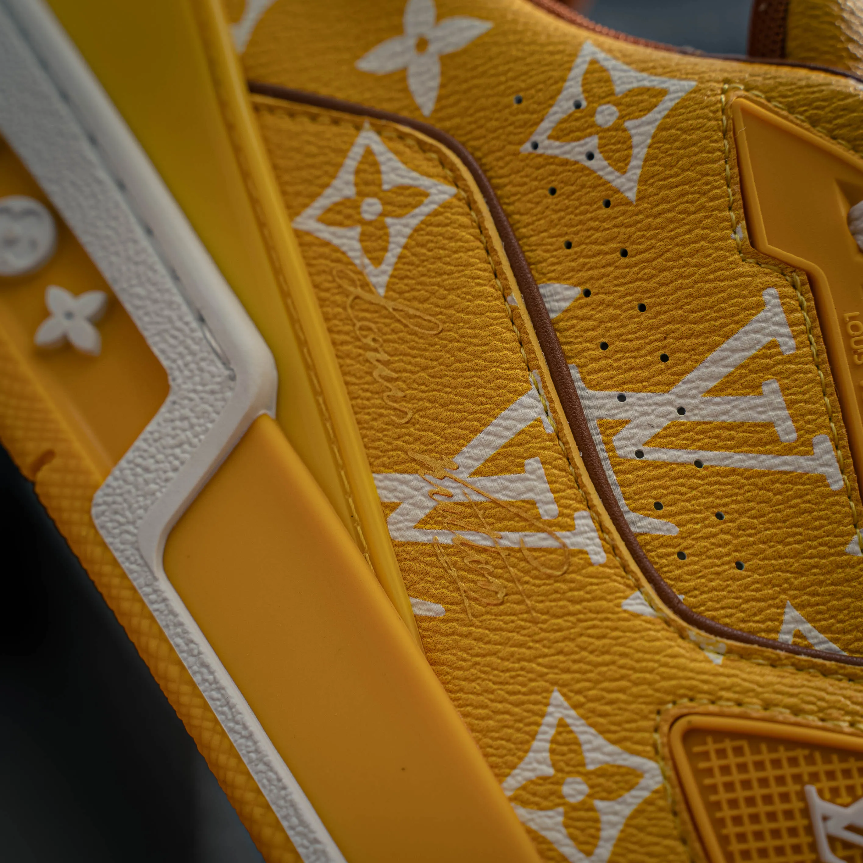 【L 2 】 Premium LV Classic New Arrival ✦ 1:1 ， ， ✦ Cowhide Leather Shoes ， LOGO ✦ + ，